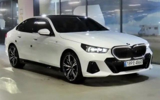 수원준중형차 5시리즈 (G60) 530i xDrive 매물 사진 19 - 2024/12 22,197km