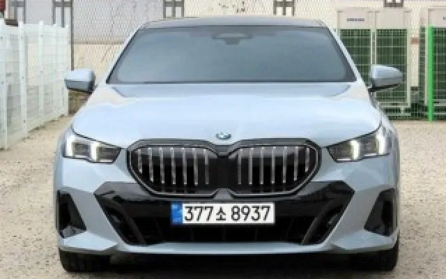 수원준중형차 5시리즈 (G60) 530i xDrive 매물 사진 3 - 2025/04 16,766km