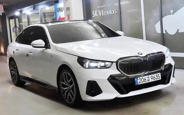수원준중형차 5시리즈 (G60) 520i 매물 사진 10 - 2024/02 21,944km